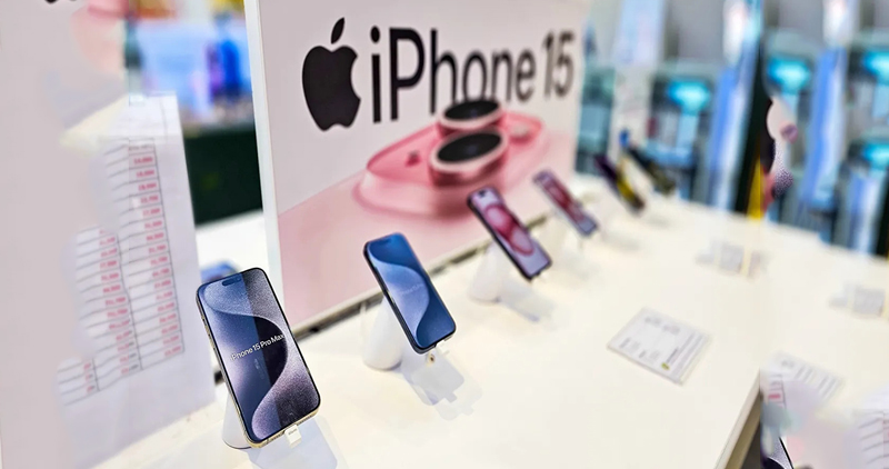 Apple Gives A Blow To China Iphones Worth More Than Rs 50000 Crore Exported From India